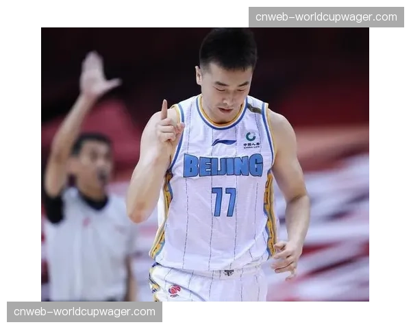 福建队的“炮轰”哲学:场均得分联盟第一,但防守效率垫底的得失 福建队的“炮轰”哲学:场均得分联盟第一,但防守效率垫底的得失