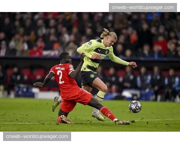 特写:于帕梅卡诺失误后的自我救赎,赛后加练至深夜 特写:于帕梅卡诺失误后的自我救赎,赛后加练至深夜